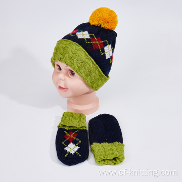 Cute design knitted beanie gloves set for kids